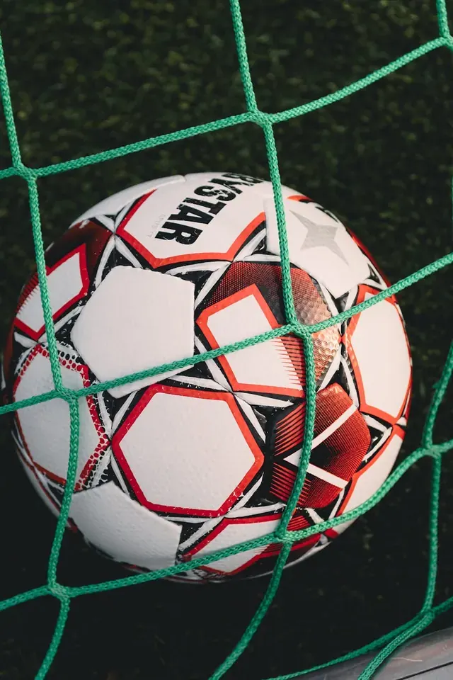 Leeds United Fan Discussion: Relegation Fears and Hope for the Season