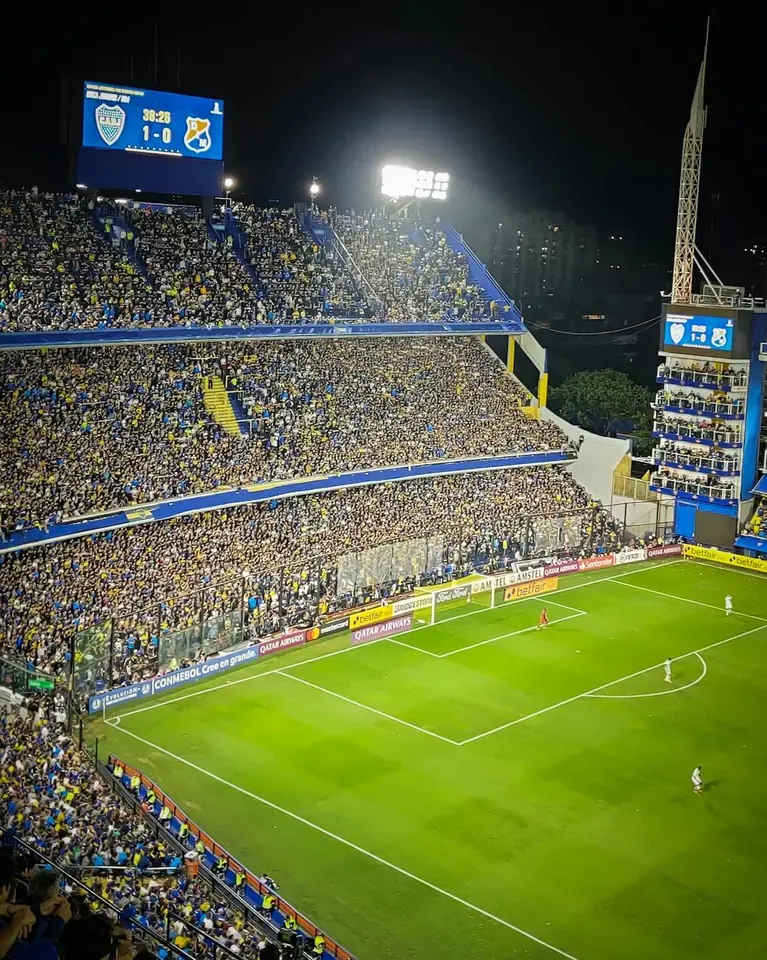The Voice of Elland Road: A Guide to Leeds United Fan Blogs and Podcasts